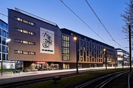 Hyatt Acquires the me and all hotels Brand, Positioning Conversion-Friendly Lifestyle Brand for Growth Across Europe and Beyond