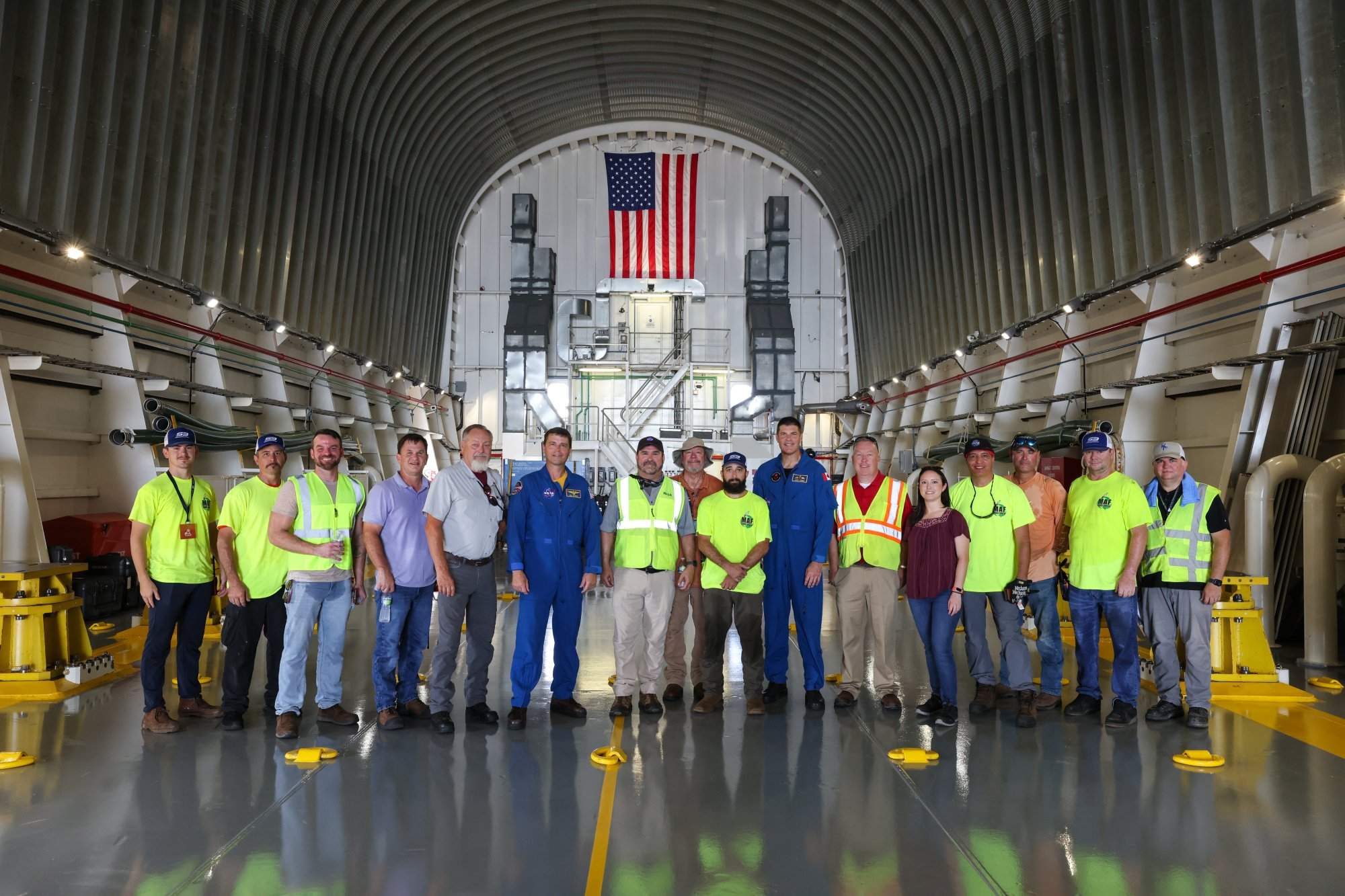 From One Crew to Another: Artemis II Astronauts Meet NASA Barge Crew