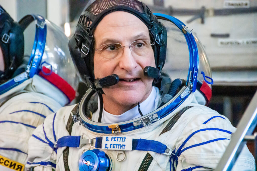 NASA Hosts Astronaut Don Pettit Prelaunch Interviews