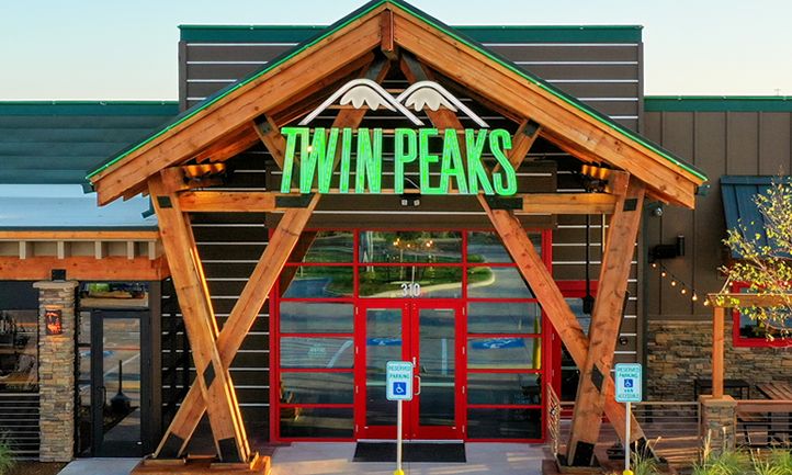 Twin Peaks Opens Terrell, Texas Lodge on Aug. 19