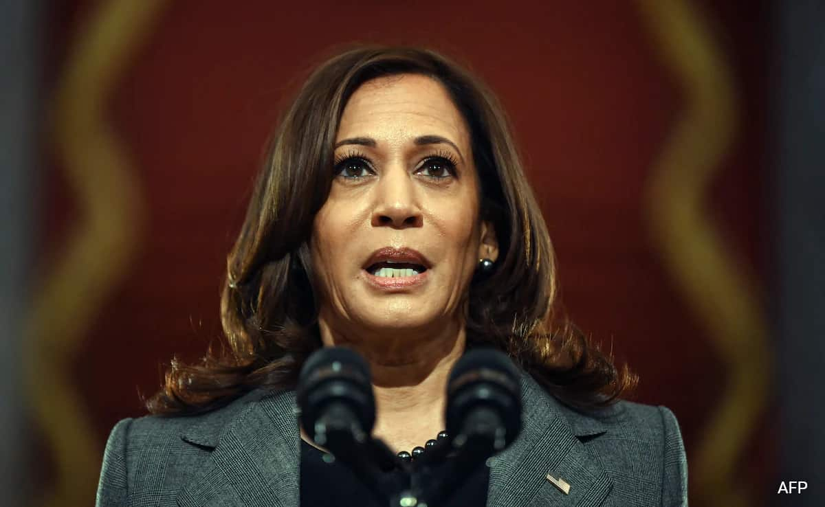 Kamala Harris criticises Trump over Arlington Cemetery dispute