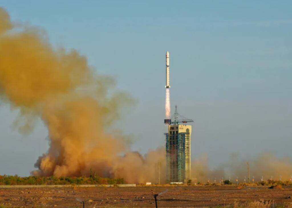 China launches reusable Shijian-19 satellite for space breeding and technology tests