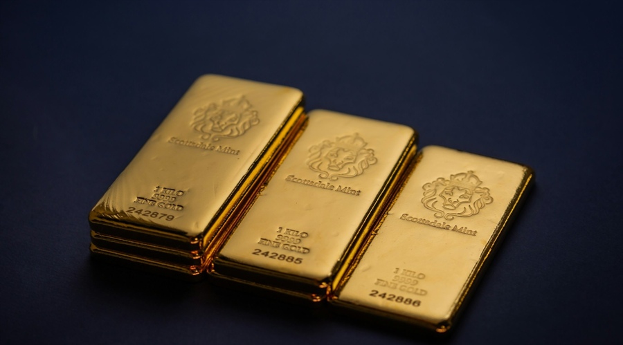 Gold Achieves Strongest Quarter in 8 Years: Geopolitics and China’s Stimulus Fuel Surge