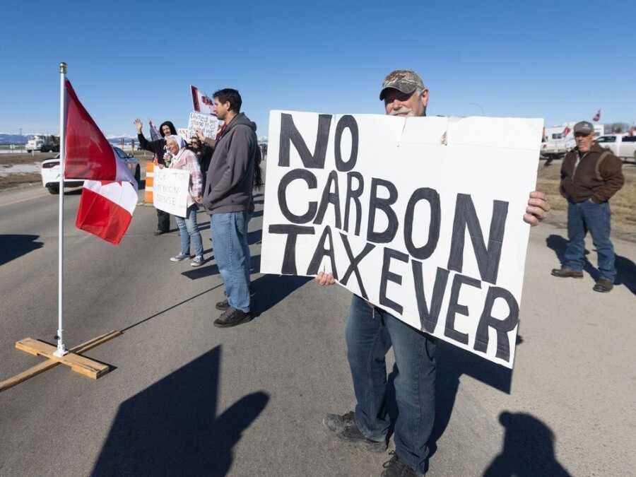 Letters: Using the carbon tax to play politics has been wrong, irresponsible