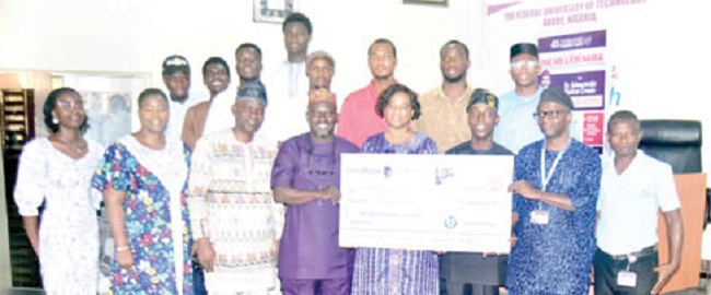 Former FUTA alumni president makes donation for renovation of Students Union Building