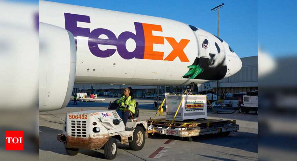 FedEx ties up with Invest India to boost SMEs growth